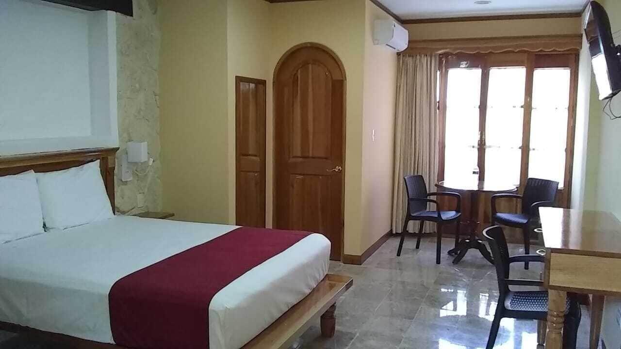 Cancun International Suites Eksteriør bilde