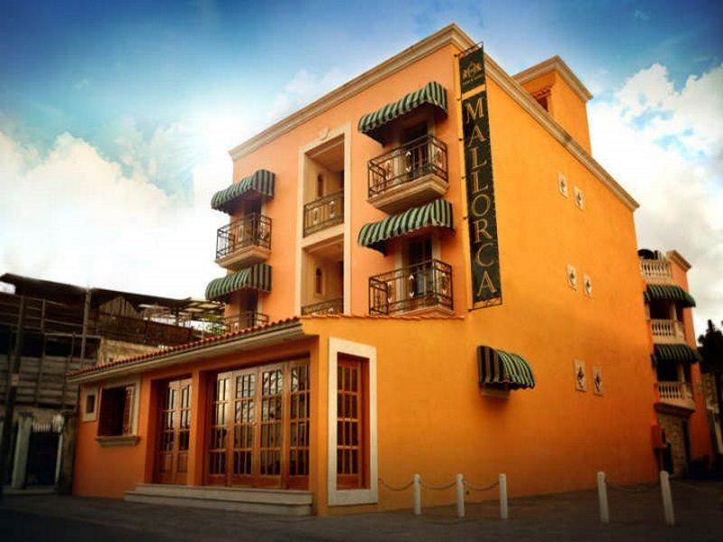 Cancun International Suites Eksteriør bilde